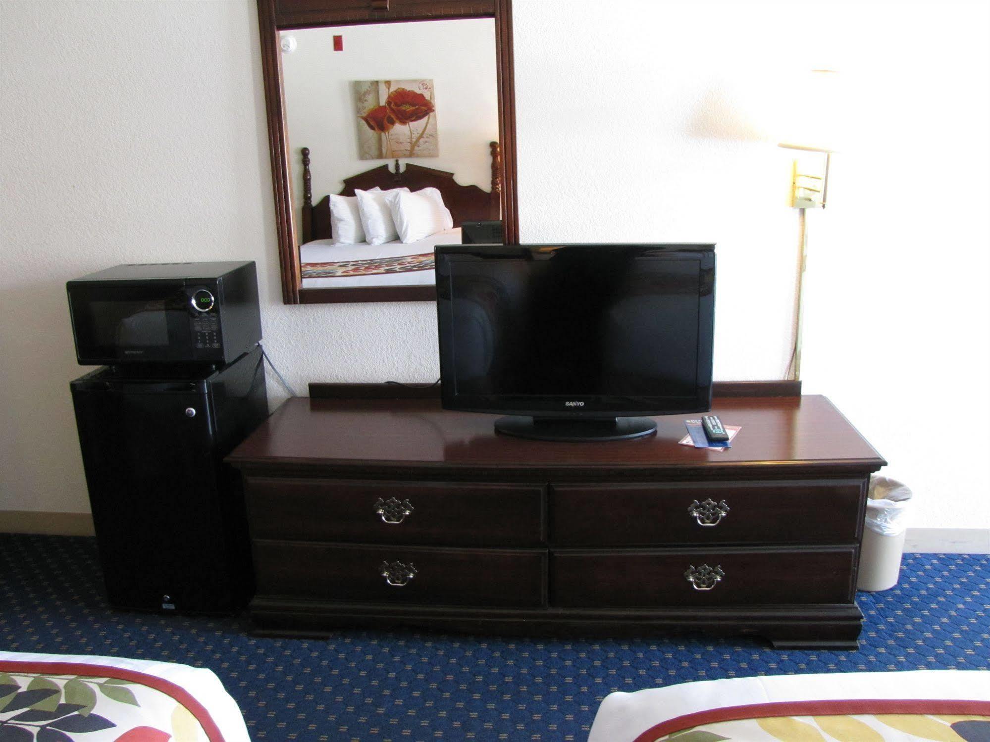 Dutton Inn Branson Esterno foto